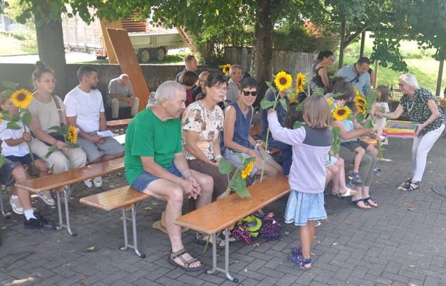 Schulstartgottesdienst in Hornussen. Foto: Franz Wülser