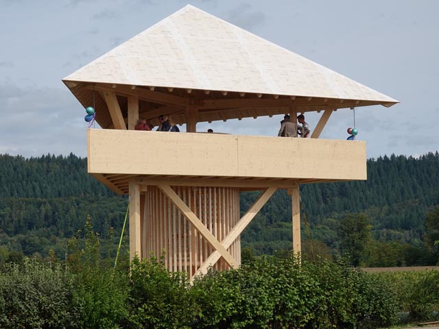 Die Plattform am Tag der Einweihung. Foto: Peter Schütz