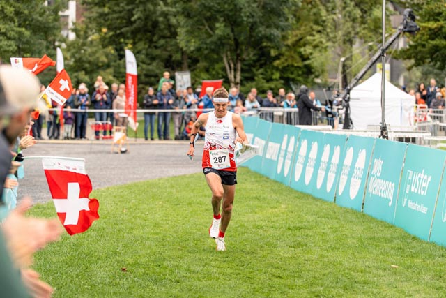 Matthias Kyburz beim Zieleinlauf. Foto: Silvan Schletti