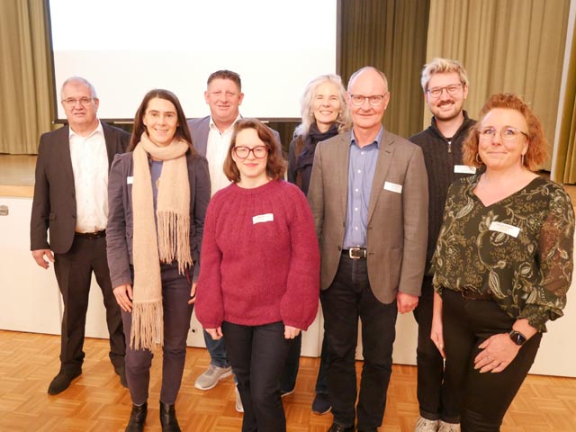Referenten und Moderatoren waren Stefan Grunder, Alma Johansson, Beat Käser, Tabea Marfurt, Eva Gerber, Daniel Kolb, Tim Van Puyenbroek und Sandra Adamek (von links).