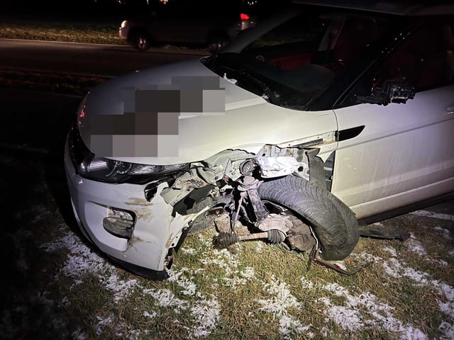 Bei einer Kollision in Suhr entstand an beiden Fahrzeugen erheblicher Sachschaden, die Beteiligten blieben aber unverletzt.