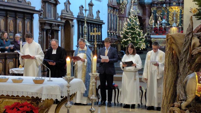 Geistliche der verschiedenen christlichen Konfessionen feierten gemeinsam einen Gottesdienst im Bad Säckinger Münster.