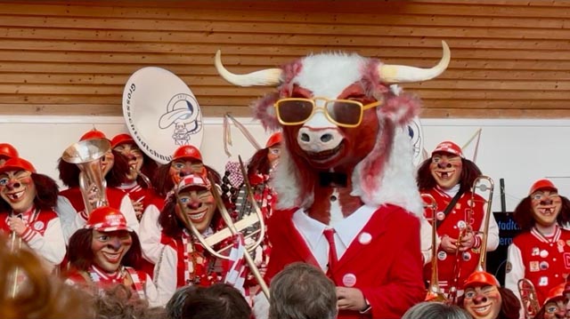 Major Kimon Sorg alias Easy Muni und die Chnulleri Gäng. Foto: ???