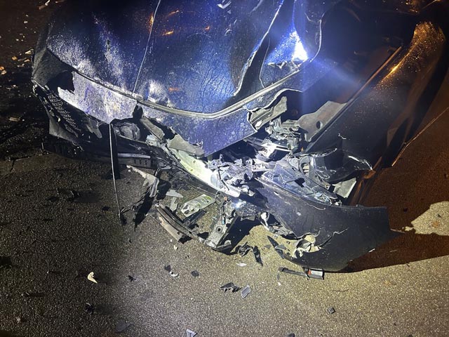 Bei einer Frontalkollision in Sarmenstorf wurden zwei Personen verletzt, ausserdem entstand erheblicher Sachschaden.