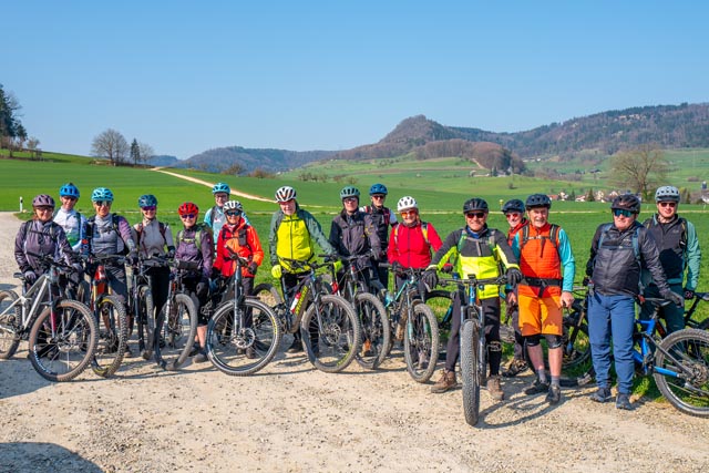 VMCZ-Mitglieder unterwegs mit dem Mountainbike. Foto: Willi Baldinger