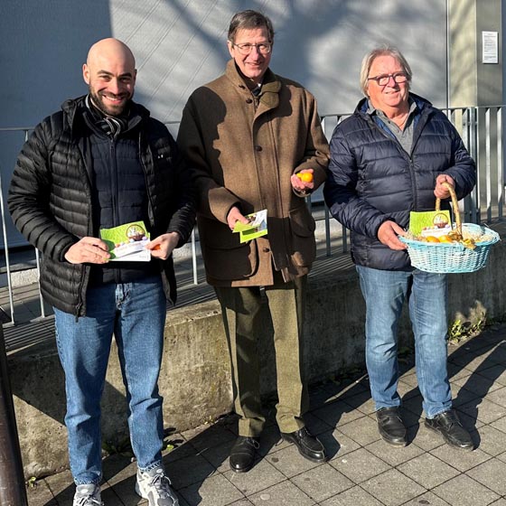 Von links: Daniele Mezzi, Grossrat, Franz Ruder, Gemeinderat Frick, Viktor Reimann, PL-Mitglied). 