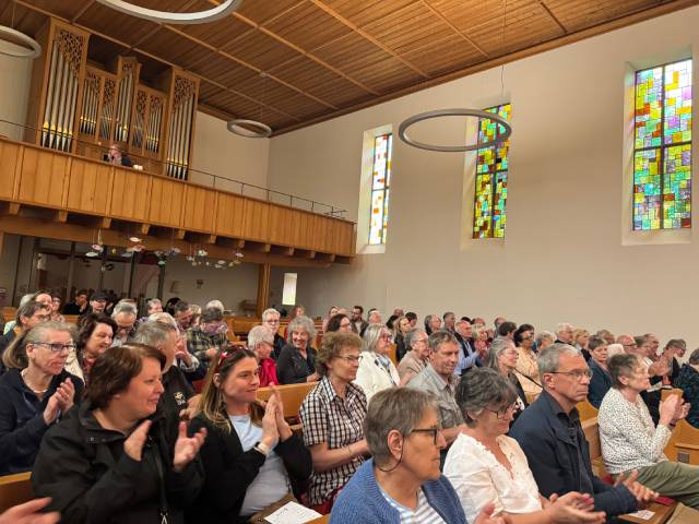 Das Publikum applaudierte begeistert. Foto: Lilia Staiger