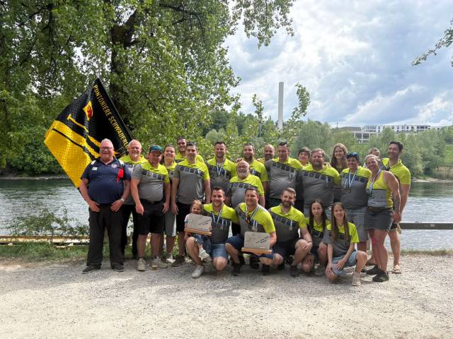 Gruppenfoto der Schwaderlocher Ponotoniere in Brugg. Foto: zVg