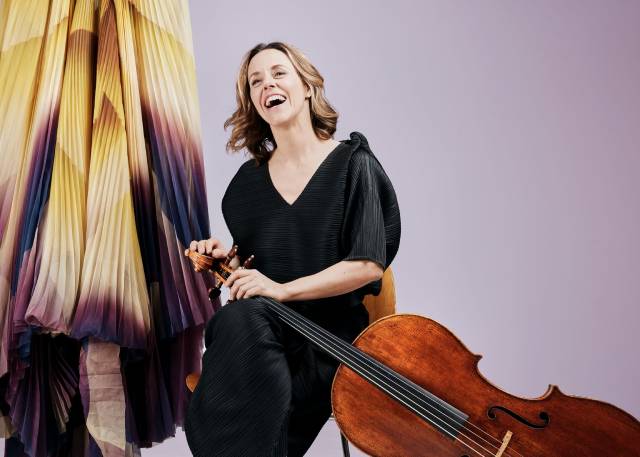 Am 25. Juni eröffnen Sol Gabetta (Bild) und Kristian Bezuidenhout das Festival. Foto: Matthias Müller