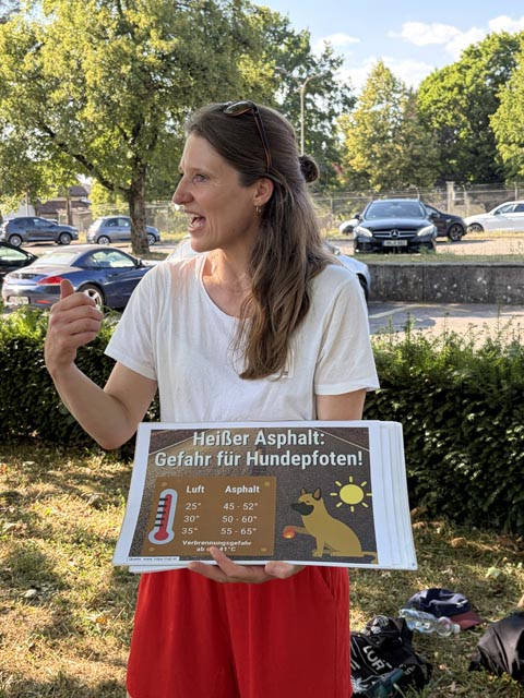 Einführung in die Hitzemessung durch das Naturama Aargau, Isabelle Glanzmann. Foto: zVg