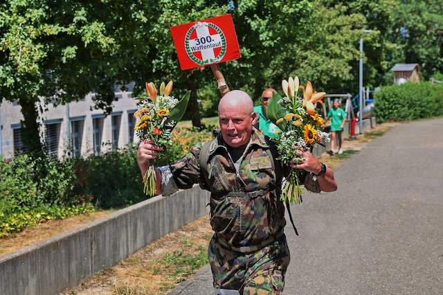 Urs Vogel, 300. Waffenlauf in Kaisten und Präsident des Waffenlauf-Vereins Schweiz. Foto: Andy Bisig