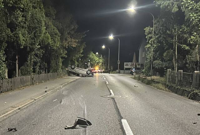 Nur leicht verletzt wurde der Lenker des verunfallten Fahrzeugs.